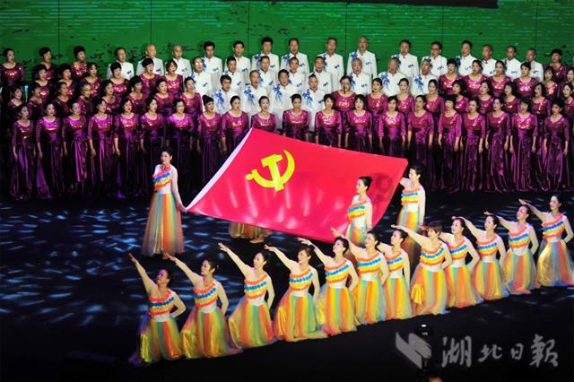 塔图姆连续低迷表现,三分球命中率令人失望